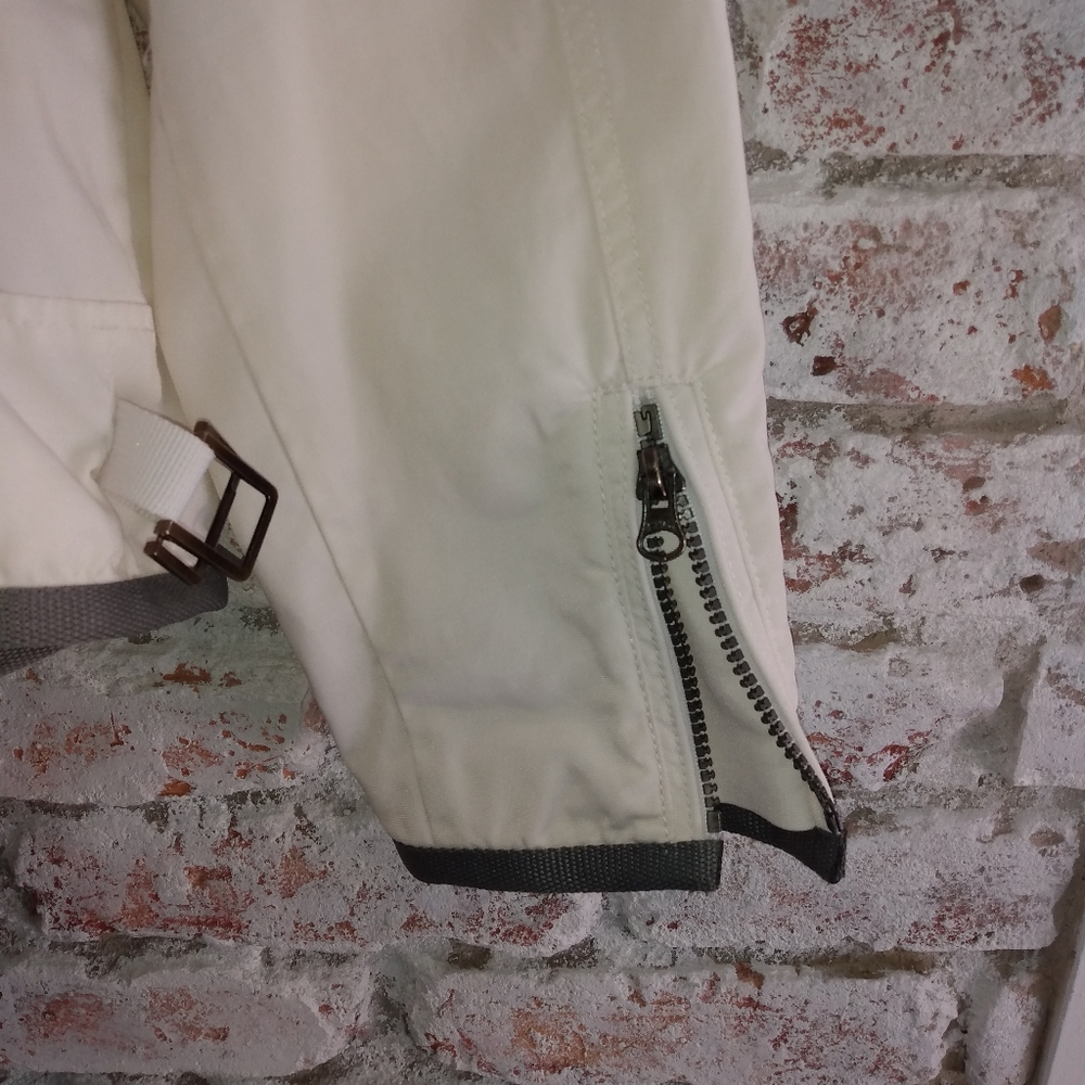 Woman's jacket - Picture 4 of 4